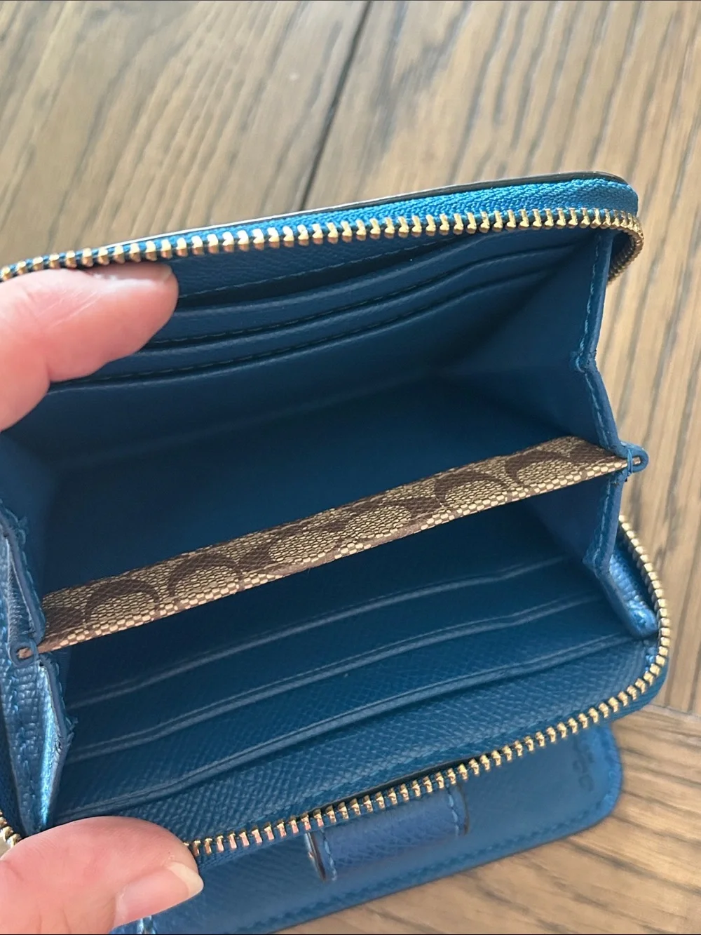 Coach  Leather  Wallet